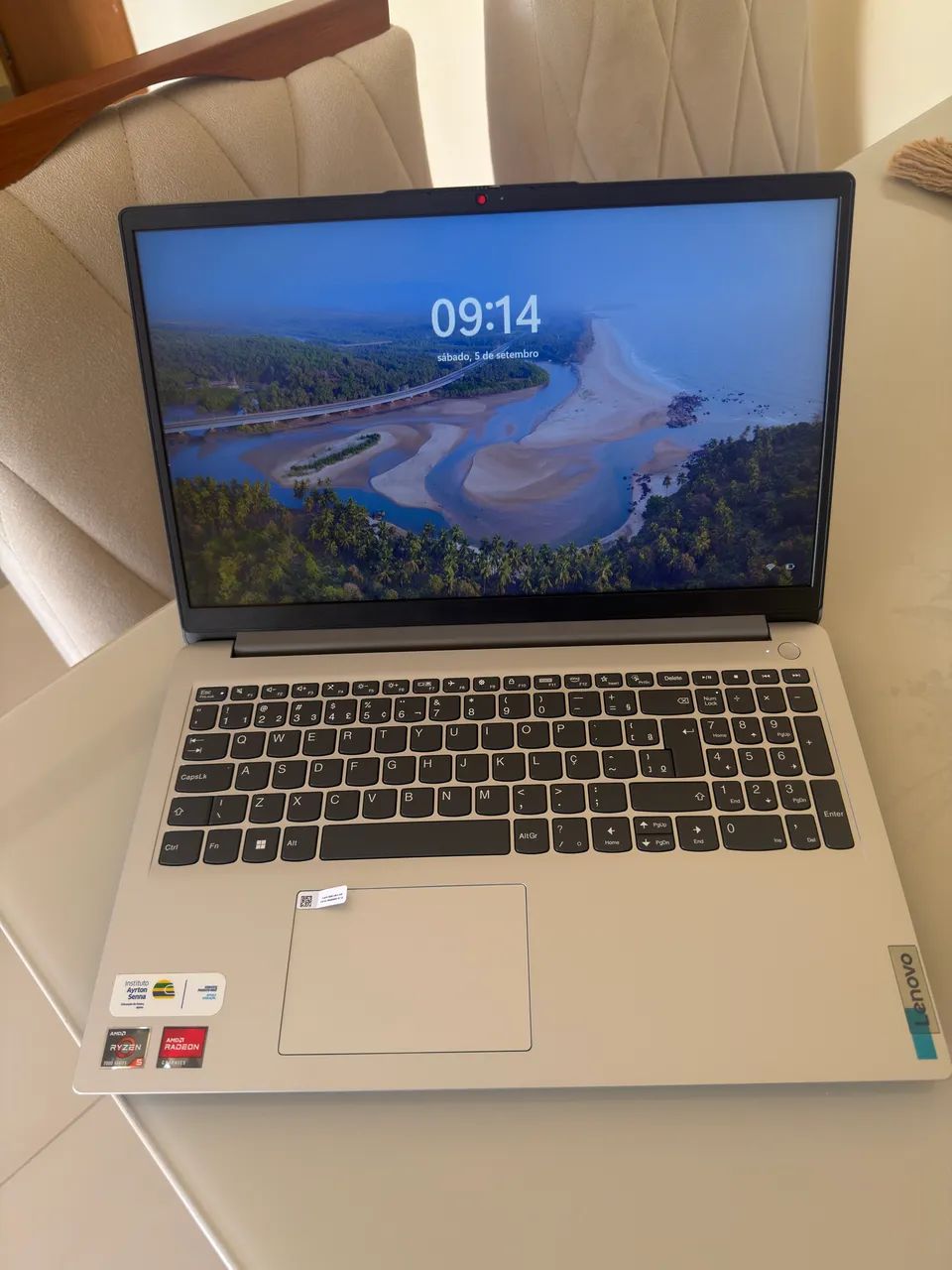 Notebook Lenovo Ryzen 5