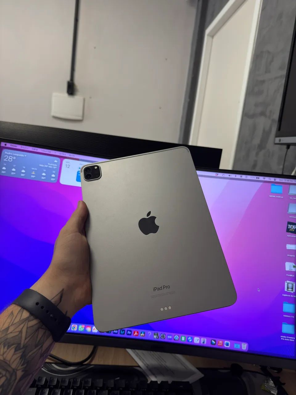 IPad Pro 11 - 4ª Geração - 128gb - Com Magic Keyboard - Foto 4