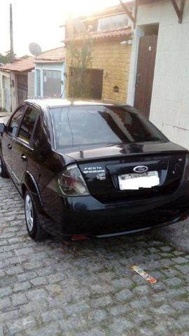 Ford Fiesta Class Sedan 1.6 8v 2° dono - Foto 15