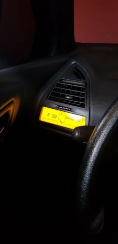 Citroen C4 Hatch 1.6 GLX Manual - 2010 - Foto 2