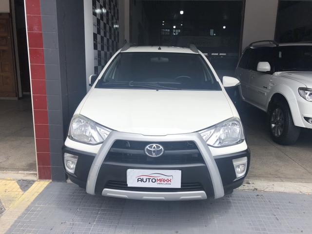 Etios Cross 2014