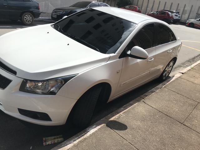 Chevrolet Cruze Sedã 2014 - GNV- IPVA 2020 ok - Automático - Banco em couro - Foto 9