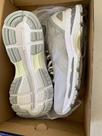 tenis asics feminino 37