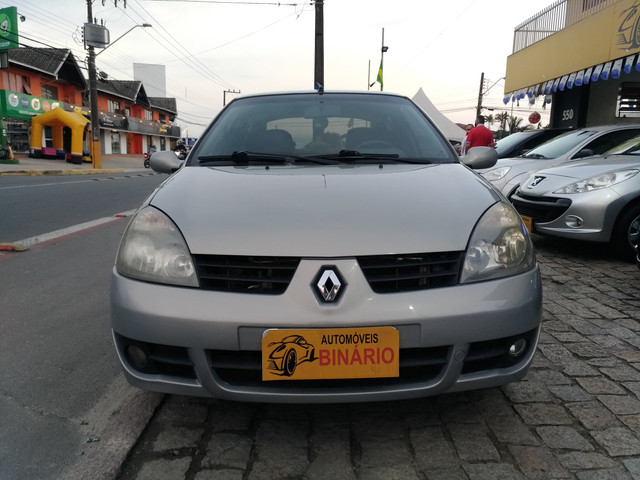Clio sedã 1.6 2006 privillege - Foto 2