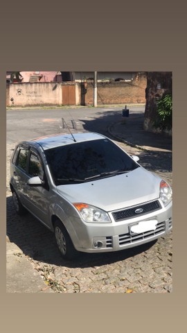 VENDO FORD FIESTA