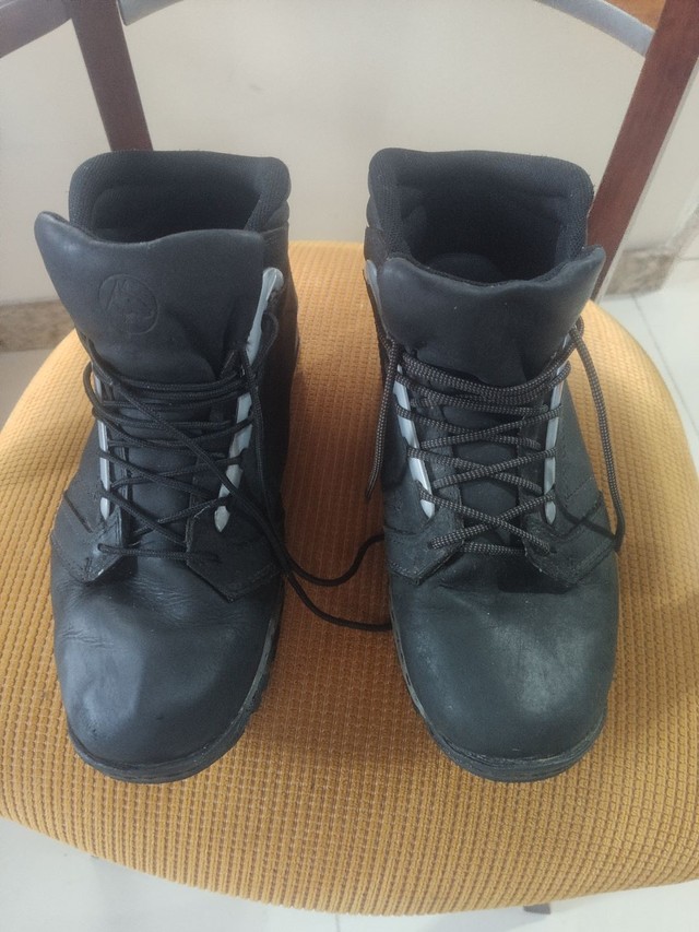 Bota Bull terrier 44 zeradaaaaa Barbada 