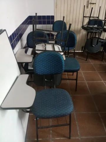 Cadeiras Universitárias - Foto 3