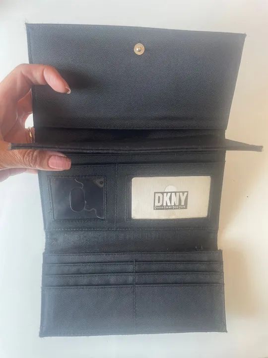 Carteira DKNY nova! - Foto 2