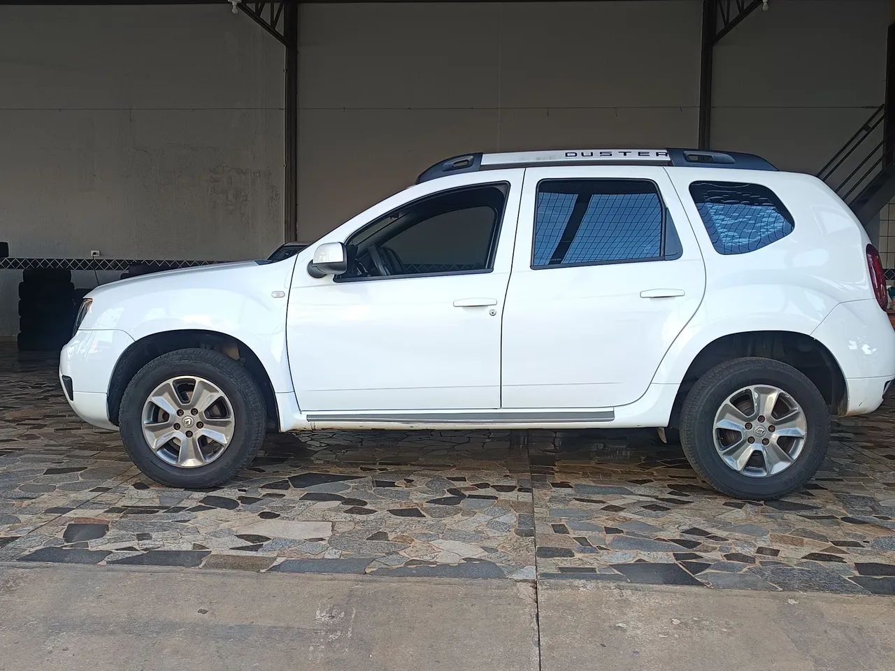 Renault Duster Dynamique 2.0 Hi-flex 16V Aut. 2016
