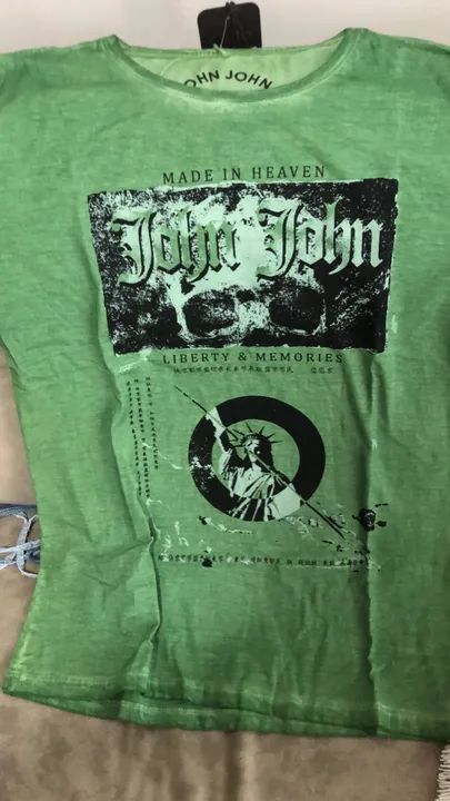 Quatro 4  camisetas John John tam P - Foto 4