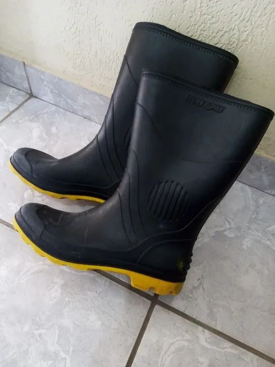 Bota PVC borracha, marca Pega Forte, cano médio, TAM:41 - Foto 2