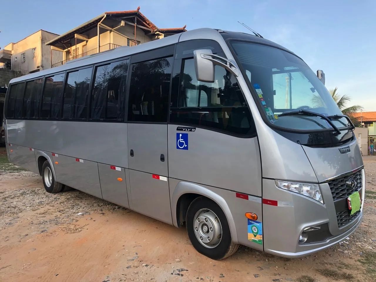 LOCAÇÃO MICRO-ONIBOS E VANS - Foto 3