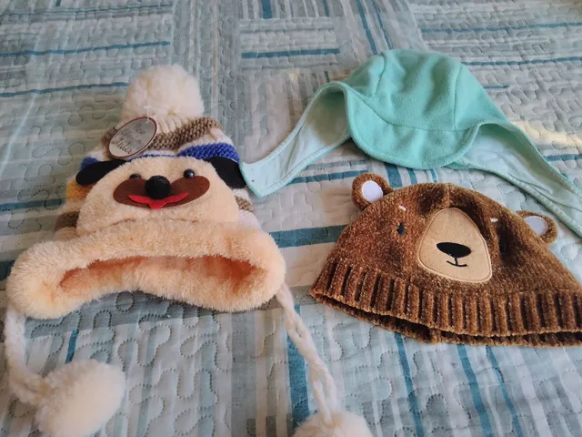 Vendo touca de bebê, a partir de 15,00.