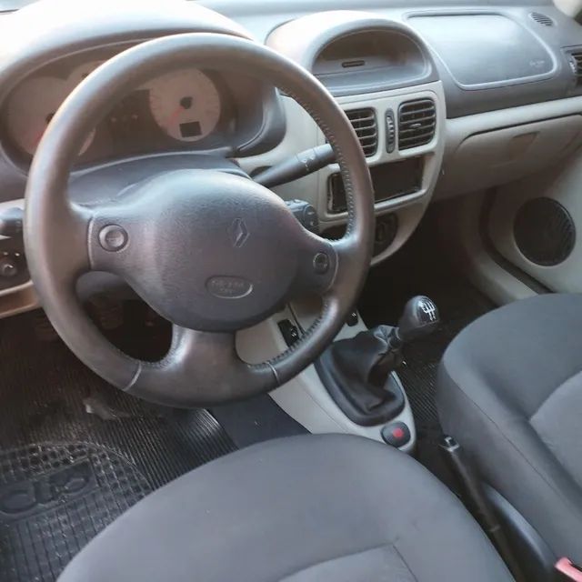 RENAULT CLIO RT/ PRIVILÈGE 1.6 16V 5P 2004 - 1312055293 | OLX