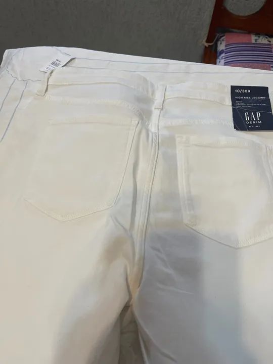 Calça branca feminina Gap - Foto 5