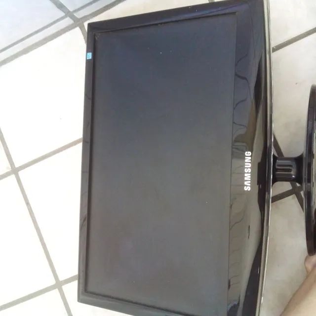 Samsung monitors - defective64317907357570123