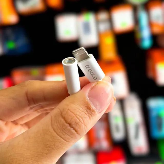 Adaptador Lighting Para Fone de Ouvido Gold - Foto 3