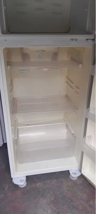 Geladeira grande Eletrolux  - Foto 6