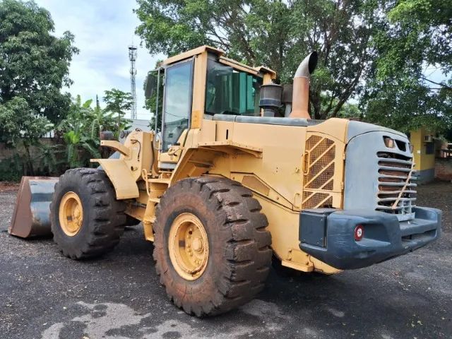 Pá carregadeira Volvo 110F ano 2009 - Foto 2