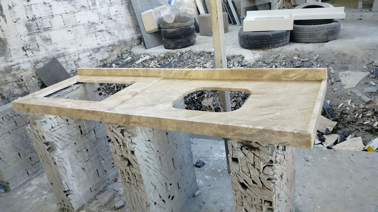 Bancada de Granito com Furos para Cubas