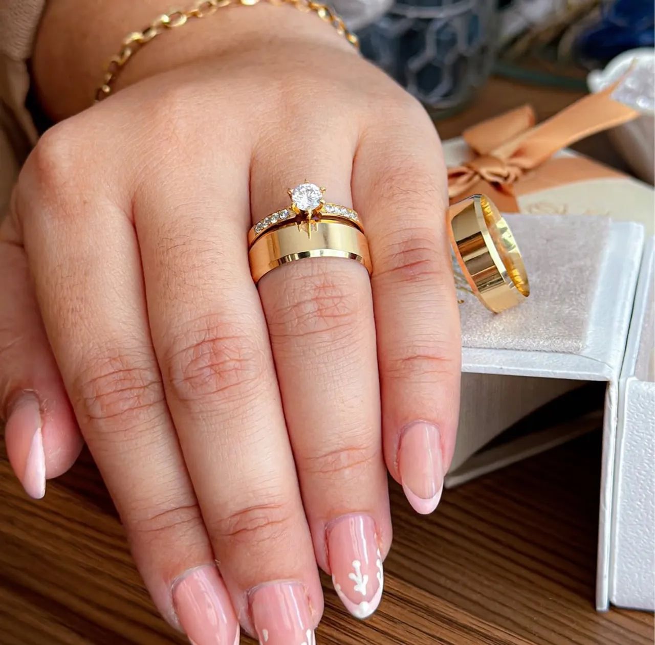 Anel de Noivado e Aliança de Casamento ouro 18k