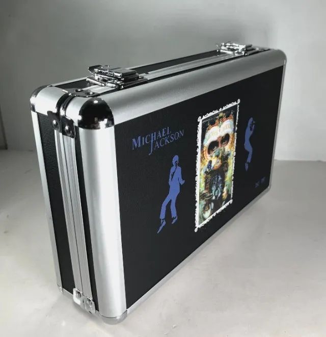 PROMOÇÃO Até 26/04: Coleção Dvds Michael Jackson: Ultimate