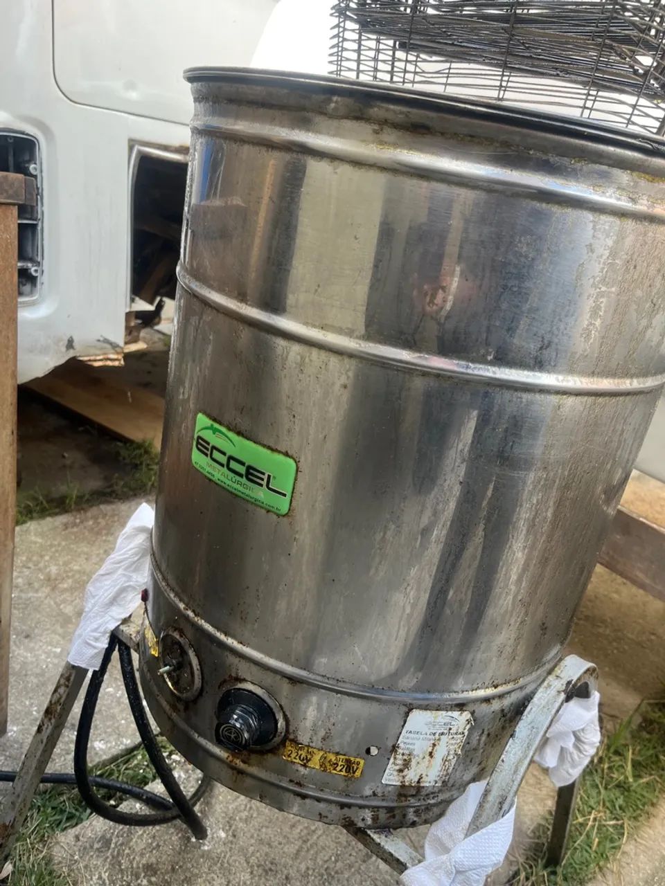 Fritadeira industrial. Para vender hoje 