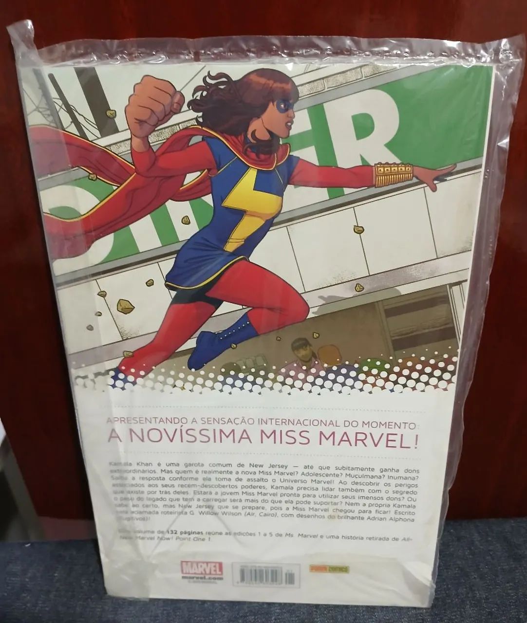 REVISTA M.S.MARVEL - NADA NORMAL  - Foto 2