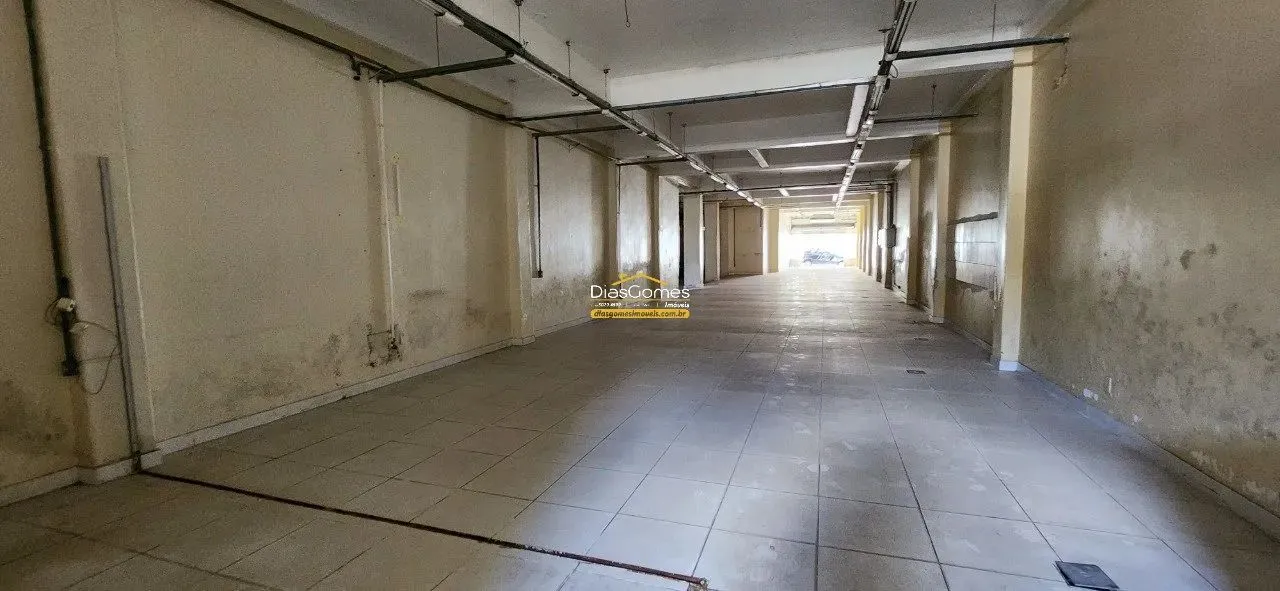 Sala comercial para aluguel com 510m²