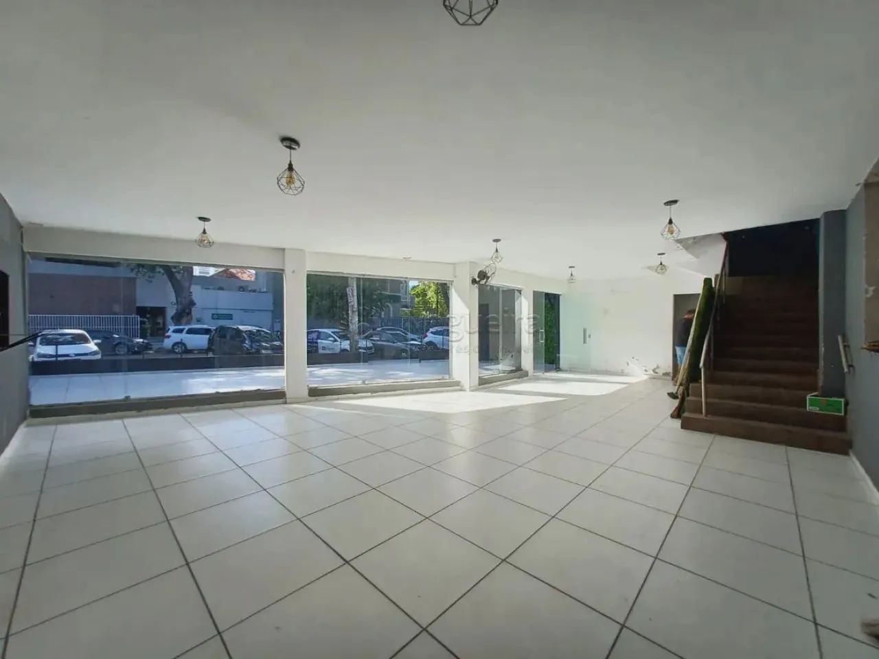 Comercial/Prédio - Comercial - No bairro Derby - Foto 2