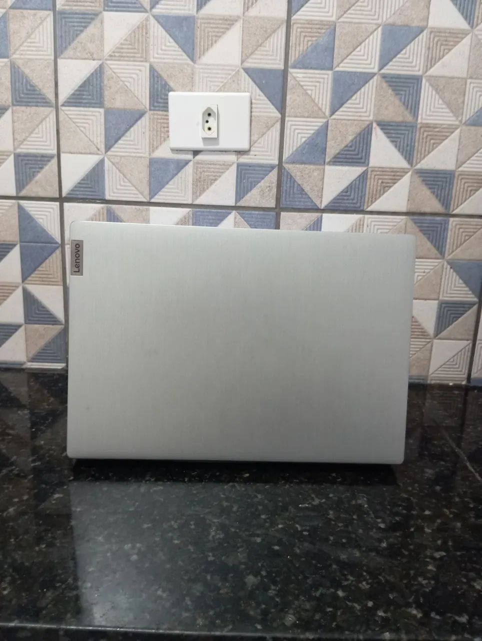 Notebook Lenovo - Tela grande e design elegante - Foto 2