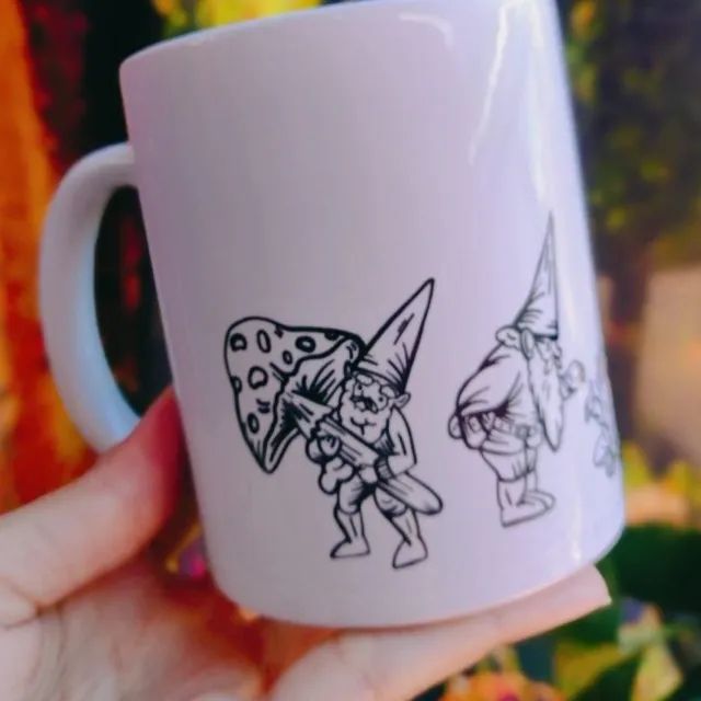 Caneca Gnomos Cerâmica 325ml Almandra - Foto 3