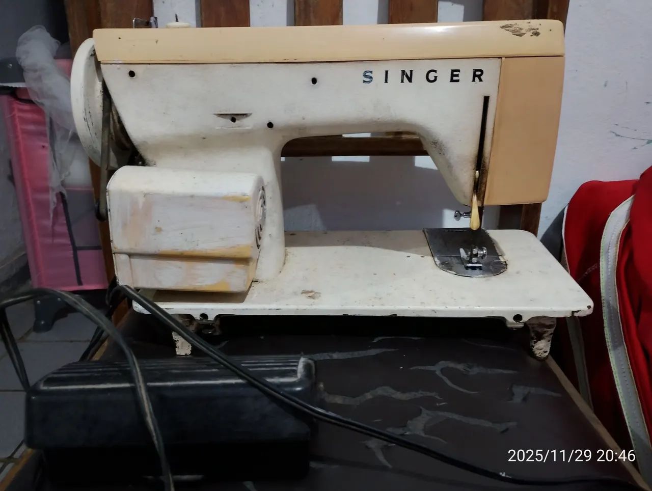 Sewing machine64573481306498120