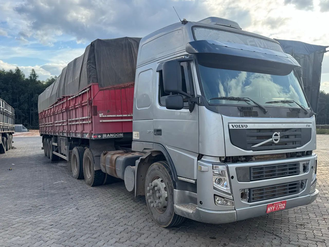 Volvo FM ano 2011 - Foto 3