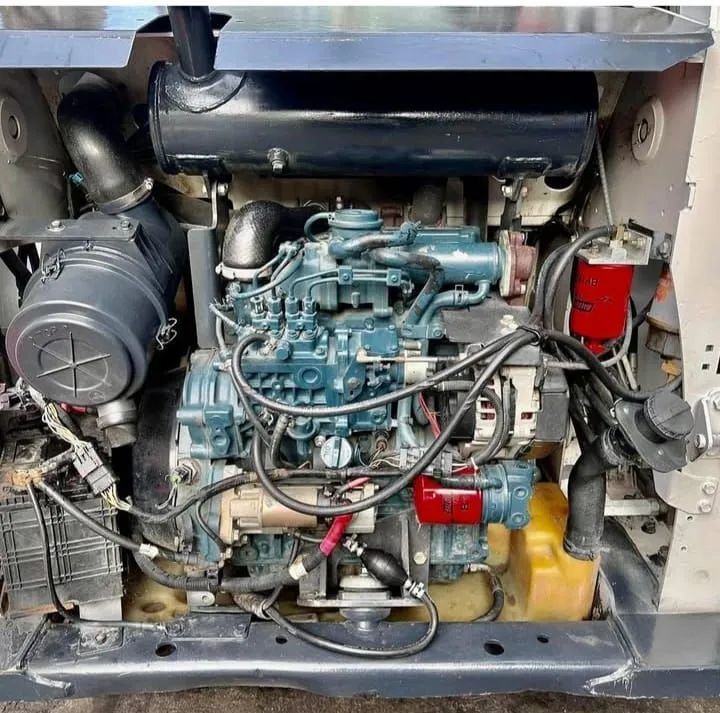 Mini carregadeira bobcat s570 ano 2015 - Foto 6