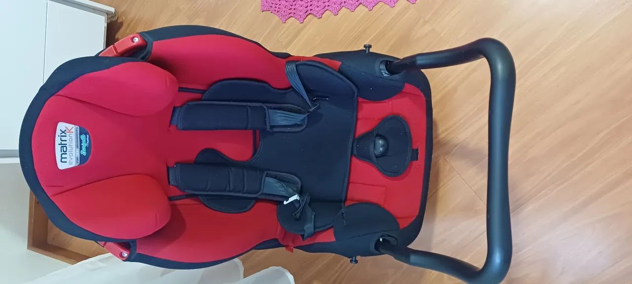 Cadeirinha de carro Matrix Evolution K - Vermelha - Foto 3
