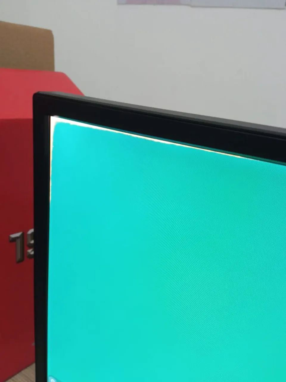Monitor Valianty com pequenas avarias - Foto 2