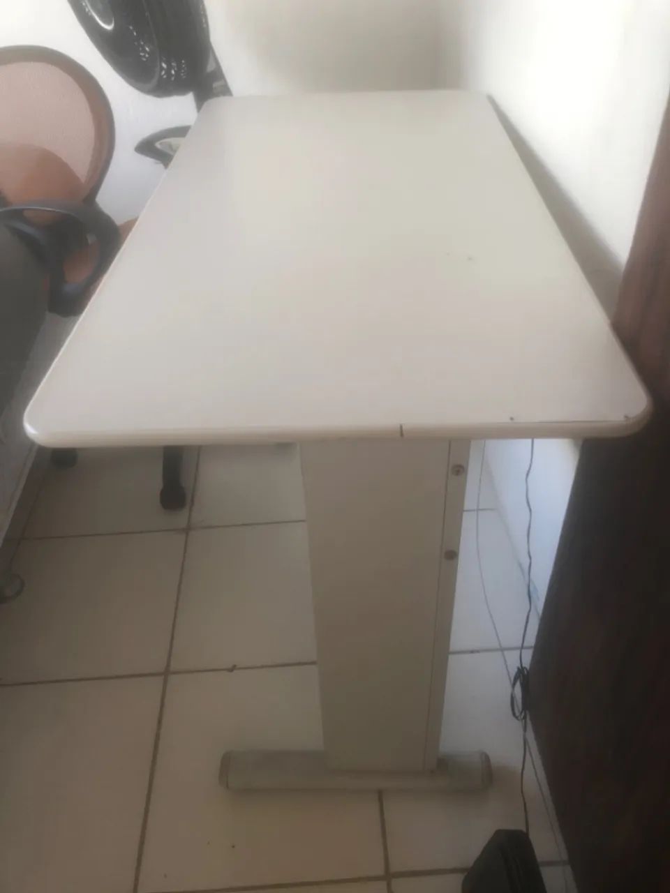 Mesa de Escritório Simples - Foto 2
