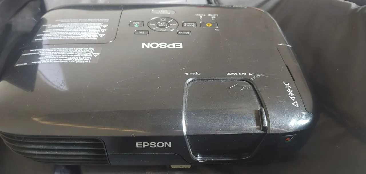 Projetor Epson - Ótimo estado!
