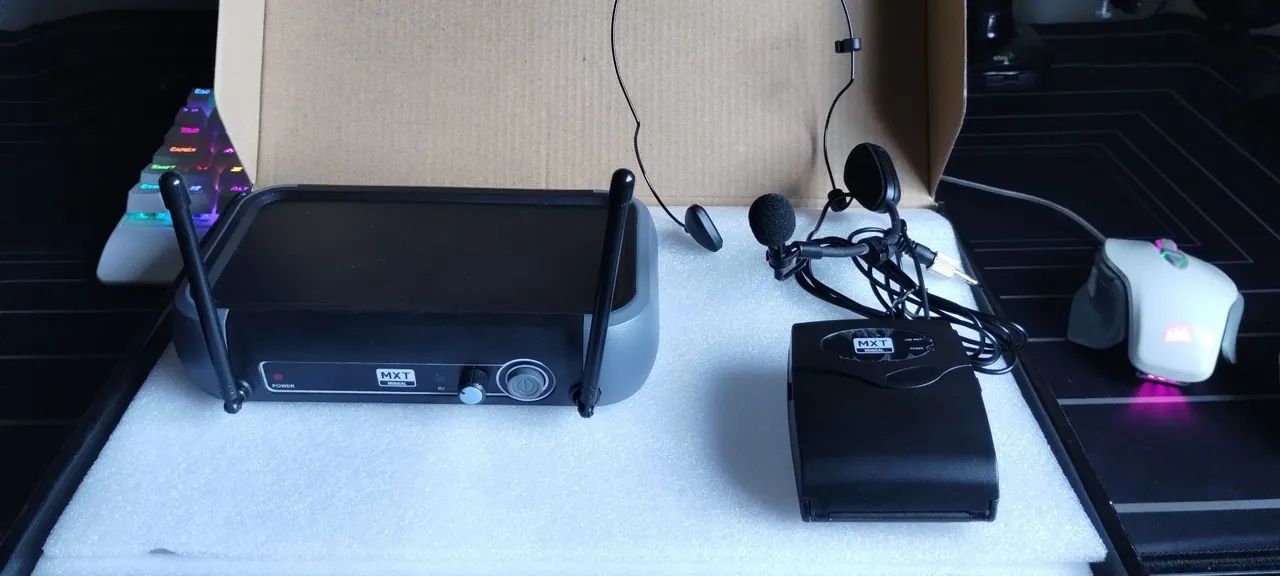 Microfone e Receptor Profissional Sem Fio wireless UHF-10BP MXT Musical - Foto 3