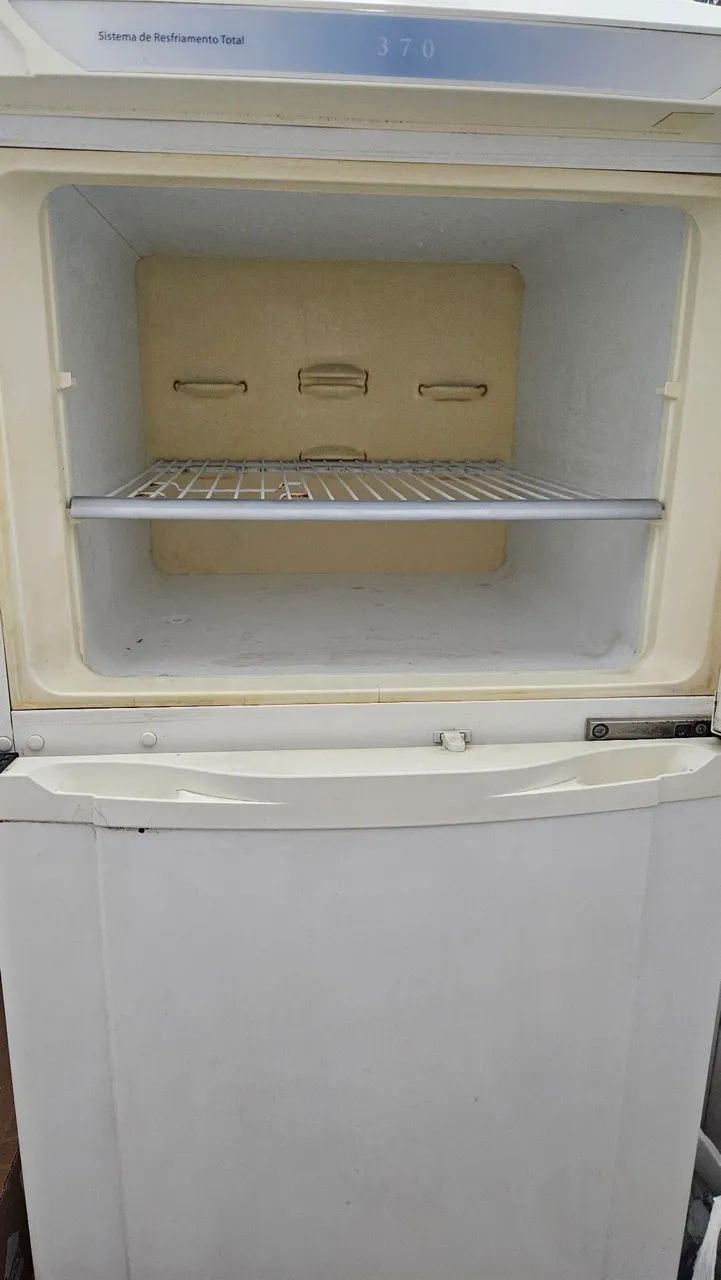 Geladeira Continental Duplex 370 litros - Foto 2
