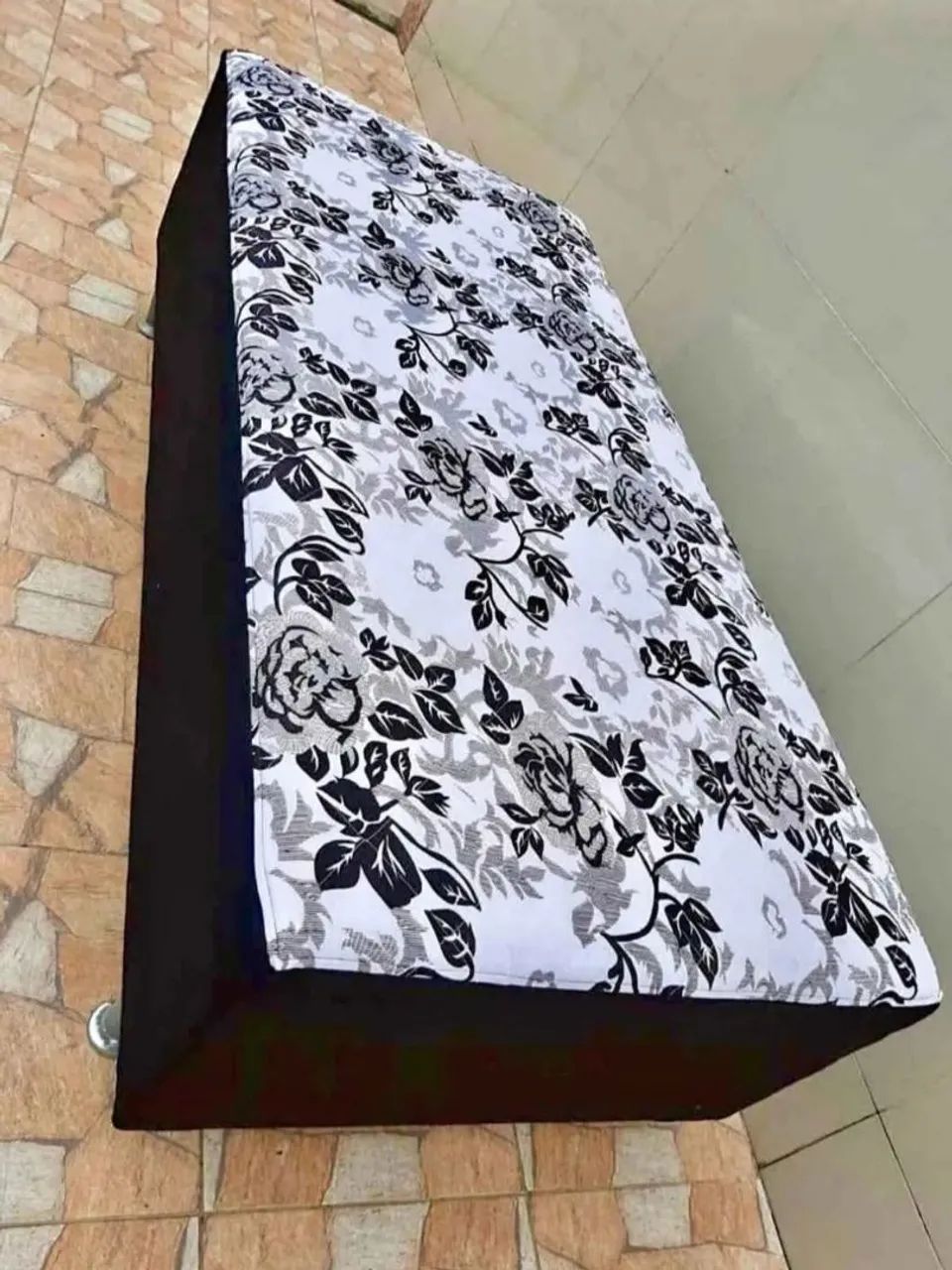 Estamos em promoção de cama Box solteiro novas *zap 