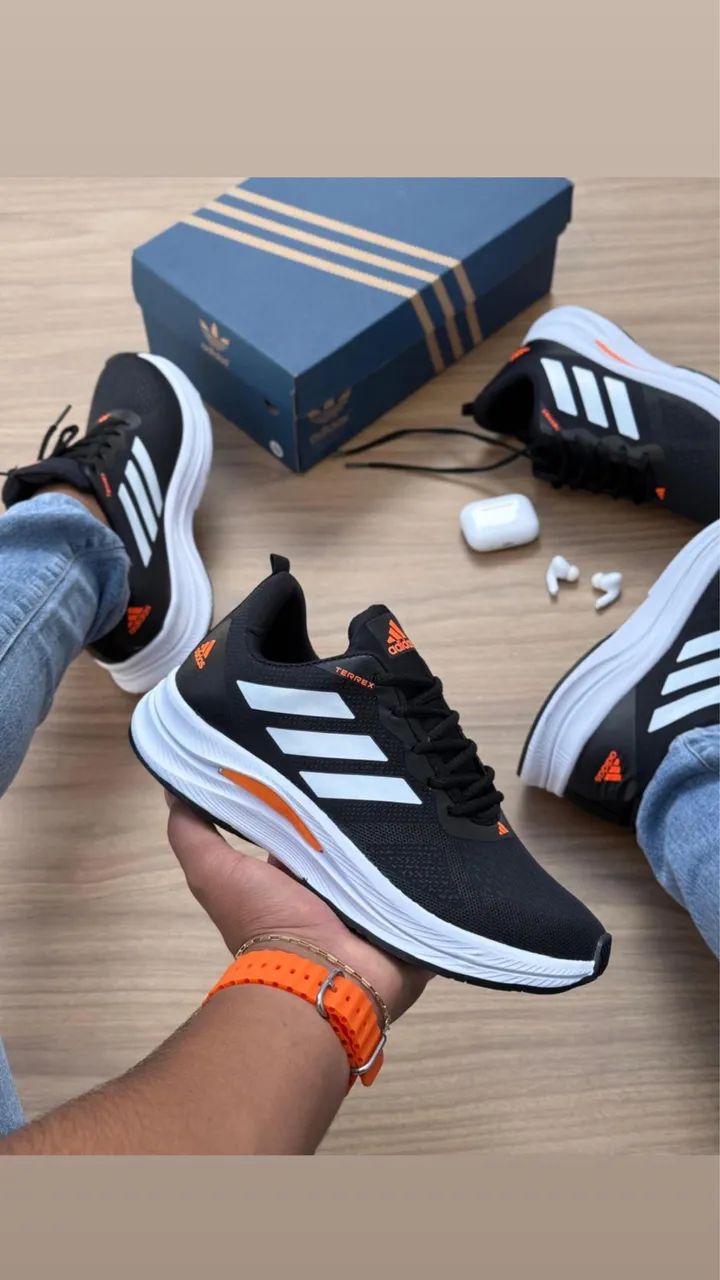 Various Sneakers64167810192899125