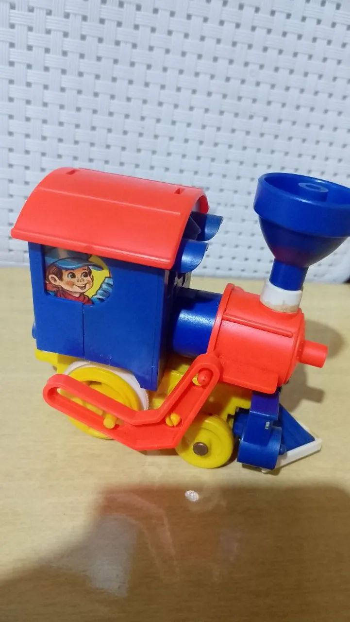 Trem de brinquedo vintage da estrela  - Foto 2