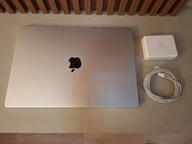 MacBook Pro tela 16 2021 M1 Max 32GB 1TB SSD - Notebooks