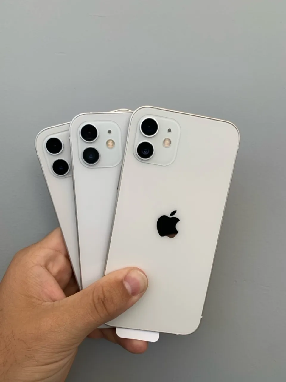 iPhone 12 64g branco