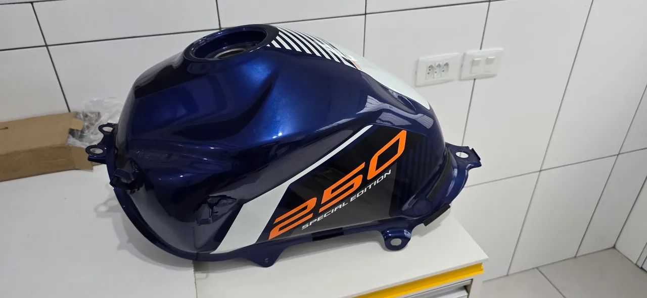 Taque de moto cb twiste 250 edição ilimitada  - Foto 2