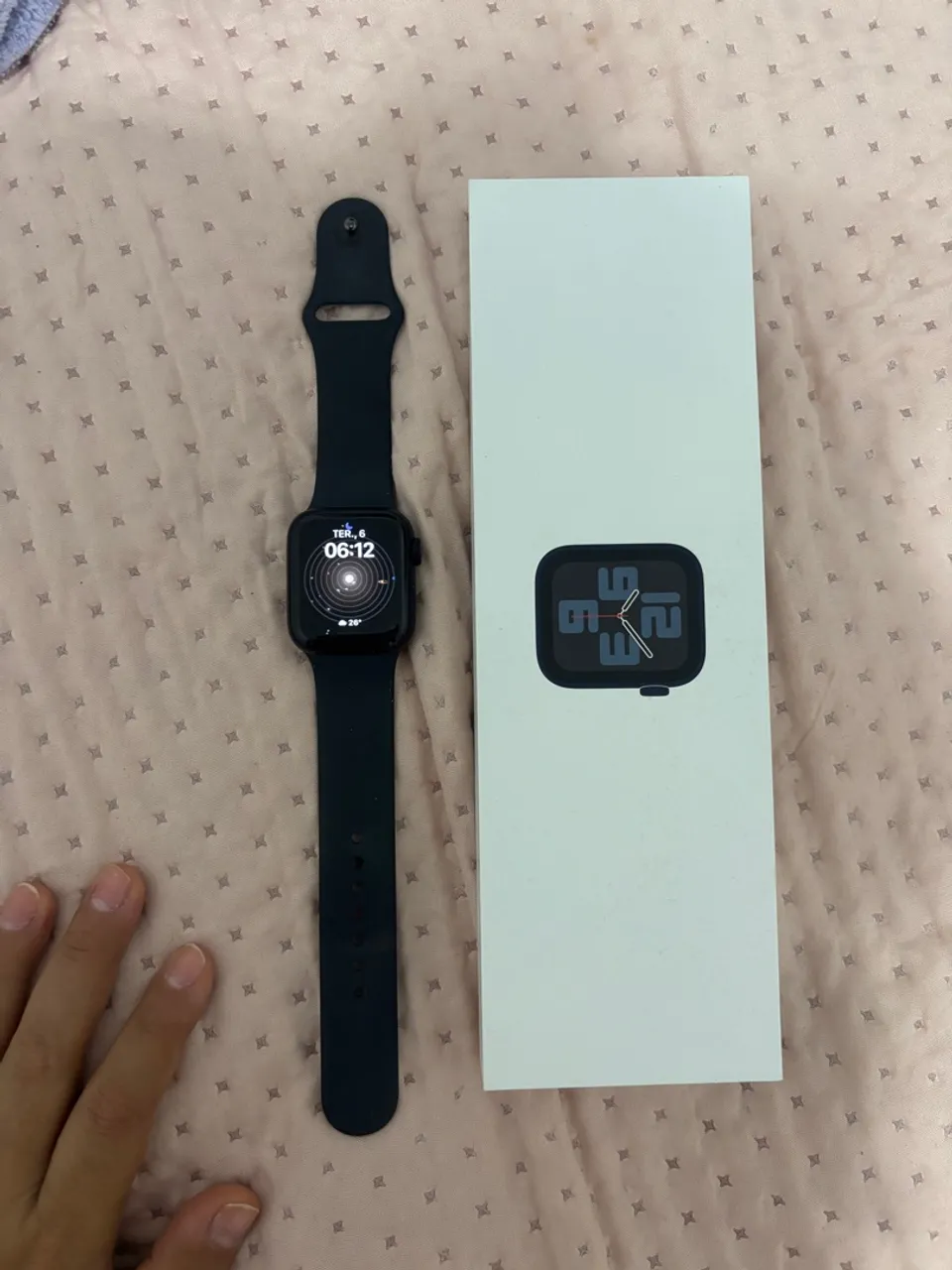 Apple Watch SE (Gen 2) 40mm Midnight Aluminum