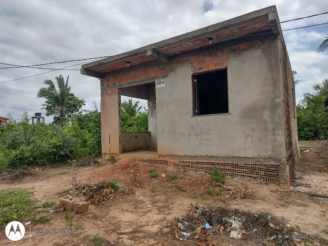 Vendo essa casa no valor de 20 mil