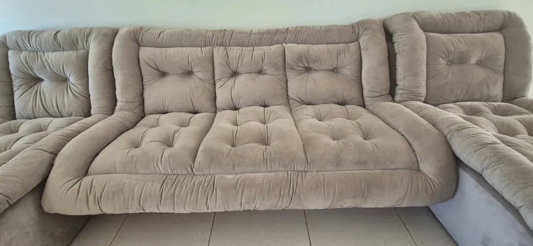 Sofa? com 3 pec?as semi novo